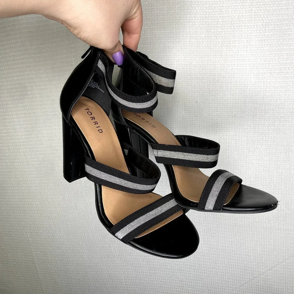 Torrid | Strappy Black High Heel Shoes Sparkley 9.5W‎